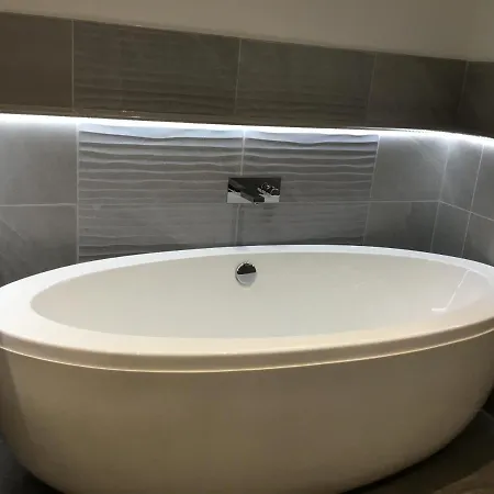 Castle House Pensjonat *