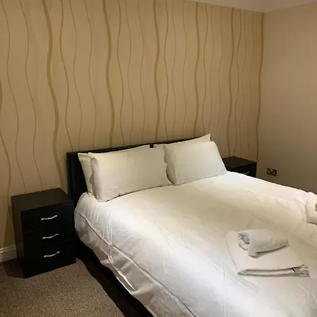 Castle House Guest house *